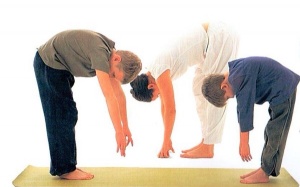 Vì sao người bệnh đau lưng tuyệt đối không được cúi?