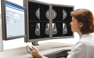 Việt Nam chẩn đoán và điều trị thành công nhiều ca ung thư vú theo kỹ thuật mới