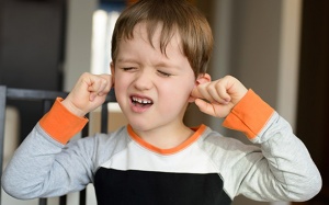 Lưu ý khi sử dụng thuốc điều trị hội chứng Tourette ở trẻ