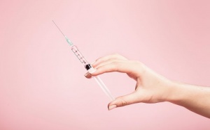 Vaccine giúp phòng ngừa và điều trị mụn trứng cá