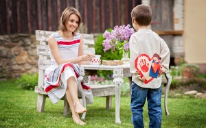 Tặng mẹ mỹ phẩm gì nhân Ngày của Mẹ?