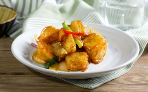 Món ăn ngon: Chả cá xào hành tỏi