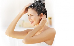 Công dụng tuyệt vời của rượu Vodka đối với mái tóc