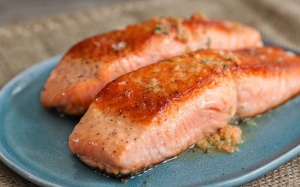 Ăn cá hồi có bổ sung đủ proteoglycan giúp chống thoái hóa khớp được không?