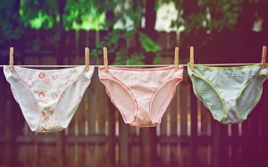 Màu khí hư trắng, vàng, nâu, xanh báo hiệu điều gì?