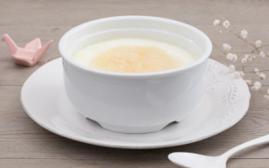 Món ăn tráng miệng: Yến sào chưng trứng sữa