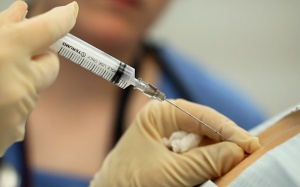 Đau đầu sau sinh do gây tê màng cứng, gây tê tủy sống phải làm sao?