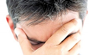 Nguyên nhân nào dẫn tới tóc bạc sớm?