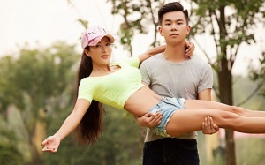 Bí mật của bà mẹ U50 bị tưởng nhầm là người yêu của con trai