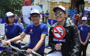 Noo Phước Thịnh và chuyện hút thuốc lá