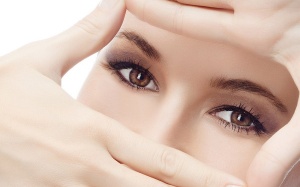 Bệnh đục thủy tinh thể - Nguyên nhân, biểu hiện, cách phòng ngừa và chữa trị!