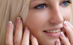 Trị mụn trứng cá dạng nang hiệu quả tại nhà