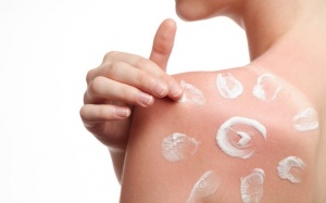 5 sai lầm khiến làn da bị cháy nắng thêm trầm trọng hơn