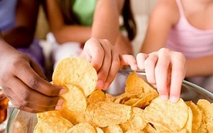 Hại sức khỏe vì ăn khoai tây sai cách