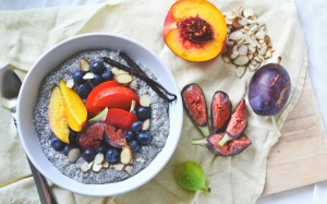 Người bị trầm cảm nên thực hiện chế độ ăn uống như thế nào?