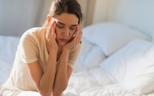 6 lý do khiến bạn bị nhức đầu vào buổi sáng