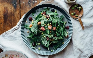 Người bệnh tuyến giáp nên ăn gì để kiểm soát bệnh tốt?