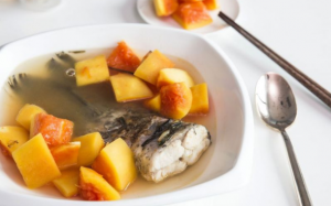 Ngọt mát canh cá đu đủ