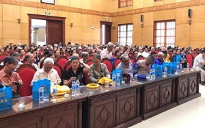 Vinamilk chăm sóc sức khỏe cho hơn 5.000 người cao tuổi