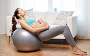 Bà bầu tập thể dục thế nào trong 3 giai đoạn của thai kỳ?