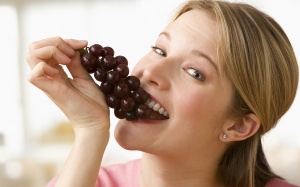 Ăn nhiều quả nho có thể giúp hỗ trợ điều trị ung thư ruột già