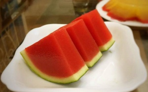 Cách làm thạch dưa hấu ngọt mát