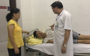 Giải cứu thành công bệnh nhân loạn thần đòi nhảy lầu tự sát