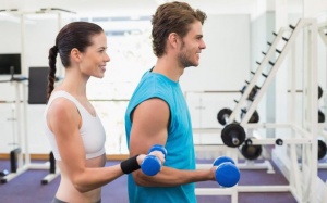 Tập tạ để giảm cholesterol máu