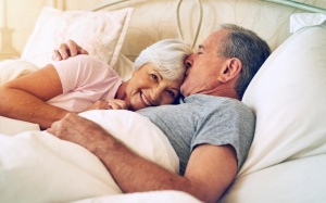 Quan hệ tình dục có thể cải thiện một số chức năng não bộ ở người cao tuổi