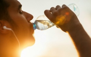 5 thực phẩm nên ăn khi cảm thấy khát