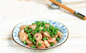 Ngon lạ tôm xào đậu Hà Lan giàu dinh dưỡng cho cả nhà