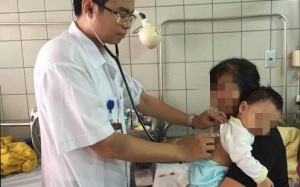 Suýt hại con vì tự ý dùng thuốc cam không rõ nguồn gốc!