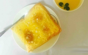 Món ăn sáng: Bánh mì nướng bơ phô mai
