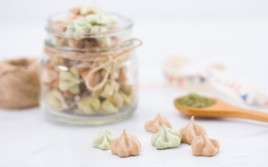 Món ăn tráng miệng: Bánh cookie vị cacao và matcha