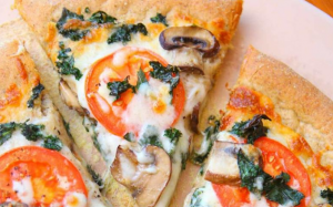 Tự làm pizza chay ngon cho ngày mùng 1 đầu tháng