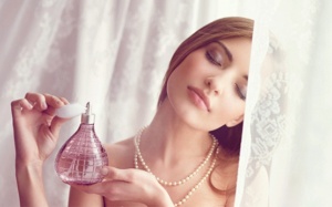 Body mist – loại mỹ phẩm làm cho bạn tươi mát và… thơm ngon