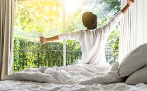 Những điều tuyệt đối không nên làm khi vừa thức dậy