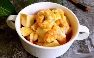 Tôm om đậu phụ đơn giản mà ngon cơm