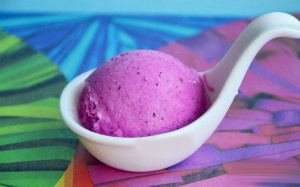 Kem thanh long ngọt mát cho ngày Hè