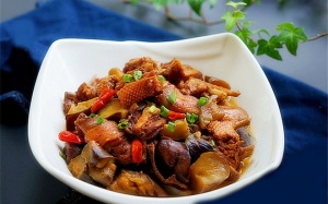 Vịt om cà tím ngon miệng ngày mưa