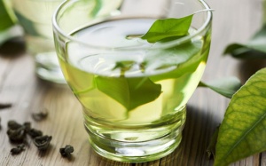 Công dụng chống láo hóa tuyệt vời của trà xanh