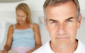 7 dấu hiệu chứng tỏ quý ông bắt đầu mãn dục