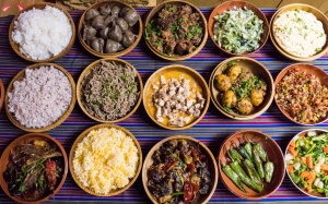 Đến đất nước hạnh phúc nhất thế giới, bạn nên ăn gì?