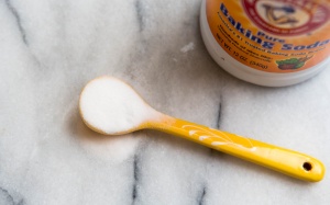 Video: Ngoài nấu nướng, baking soda còn có những công dụng này!