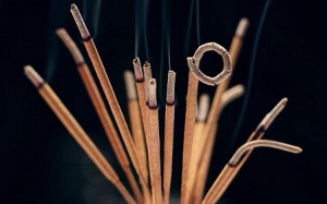 Những tác hại nguy hiểm của khói hương đối với sức khỏe