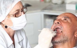 Đái tháo đường ảnh hưởng đến sức khỏe răng miệng như thế nào?