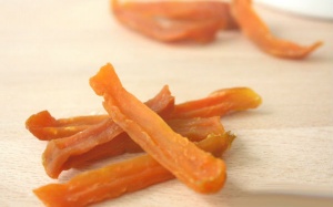 Tự làm khoai lang sấy dẻo ngay tại nhà