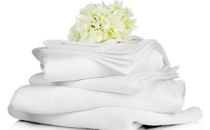 Cách giúp quần áo và chăn mền luôn trắng sáng, không bị ố vàng