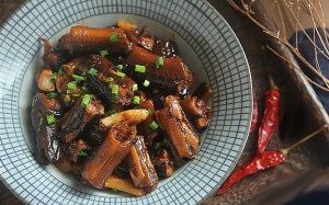 Lươn xào gừng tỏi thơm nức mũi