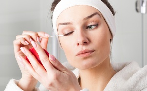 Viêm bờ mi nhẹ không chữa dễ dẫn tới ung thư